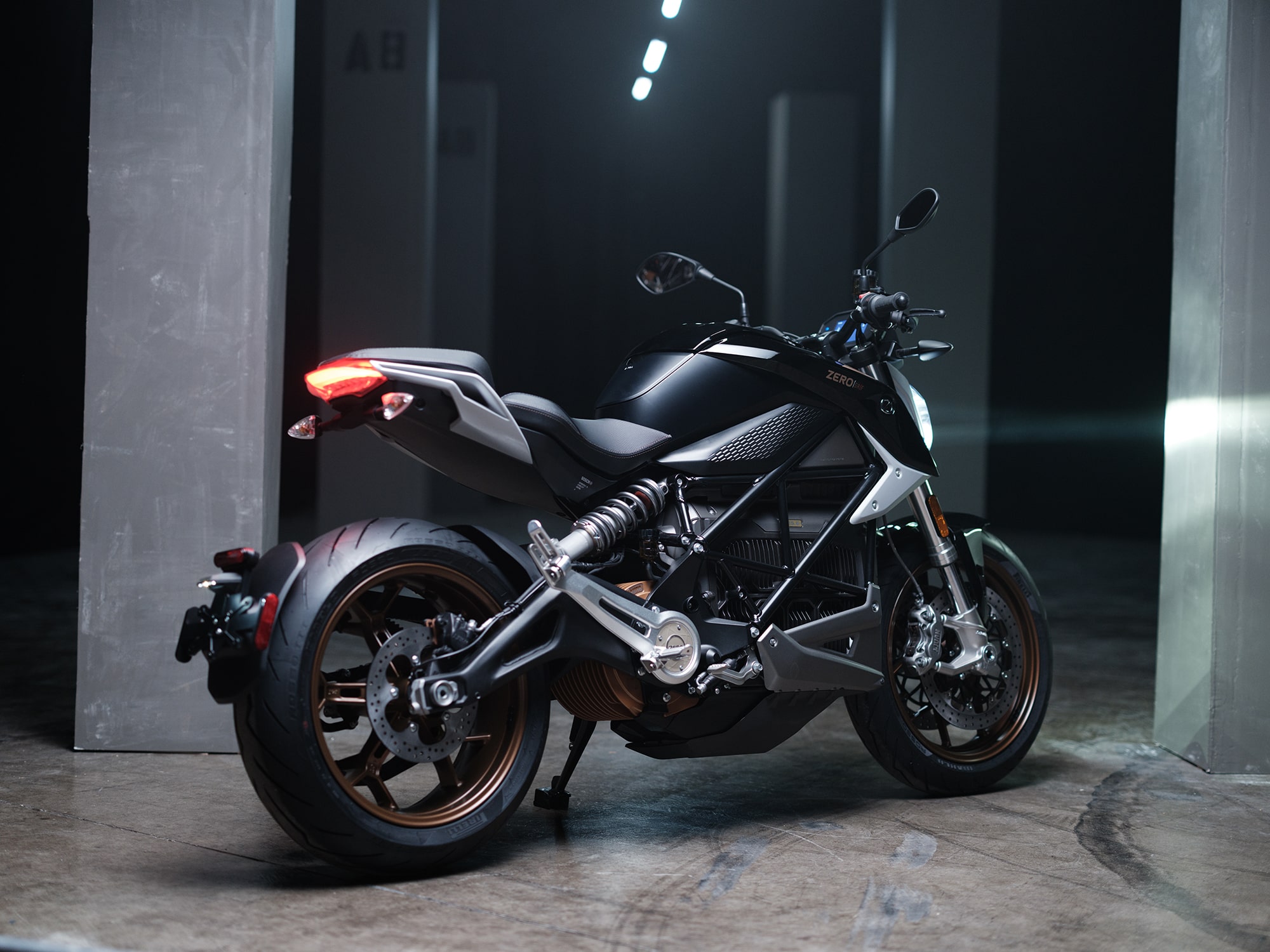 Moto et scooter électrique Zero Motorcycles disponibles chez MY WAYS au Luxembourg